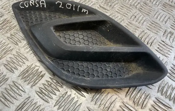 Opel Corsa D Front bumper lower grill 13286035