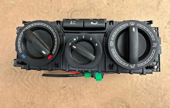 Volkswagen Transporter - Caravelle T5 Climate control unit 7H0820045AH