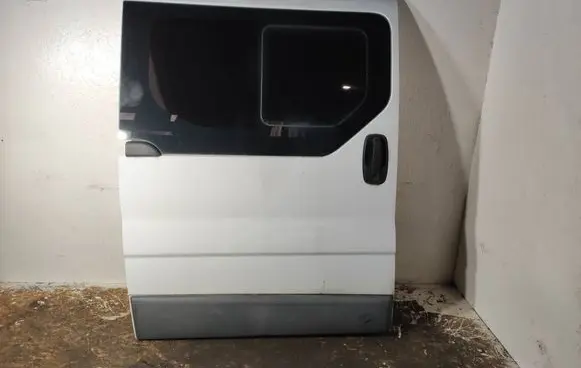 Renault Trafic II (X83) Side sliding door 7799602643