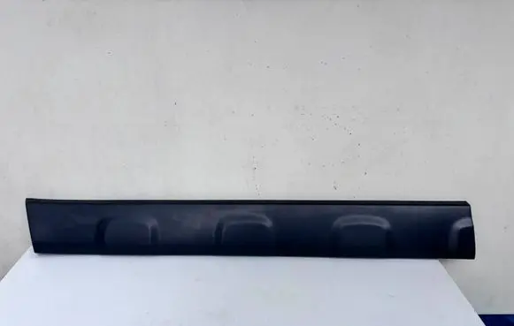 Honda CR-V Front door trim (molding) 75332SWTW010M1
