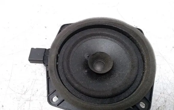 Mitsubishi Colt Rear door speaker