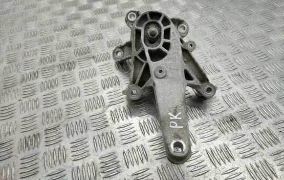 Mini Cooper Countryman R60 Gearbox mount 678435501