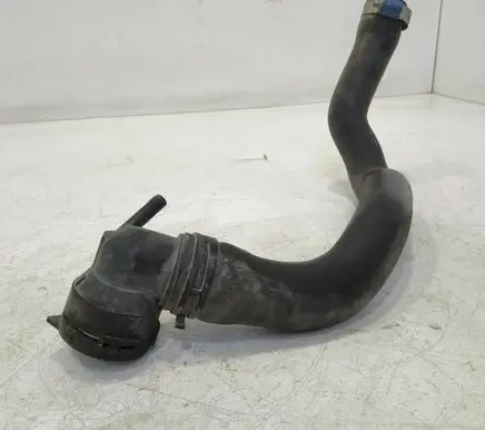 Volkswagen Caddy Engine coolant pipe/hose