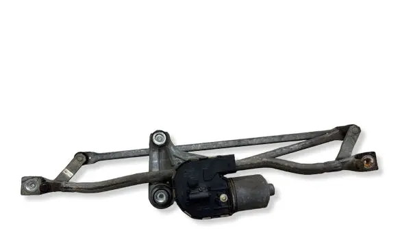 Volvo V70 Front wiper linkage and motor 30796358