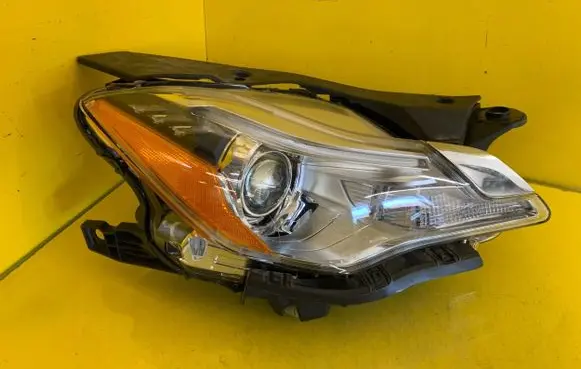 Maserati Quattroporte Headlight/headlamp 00670104195