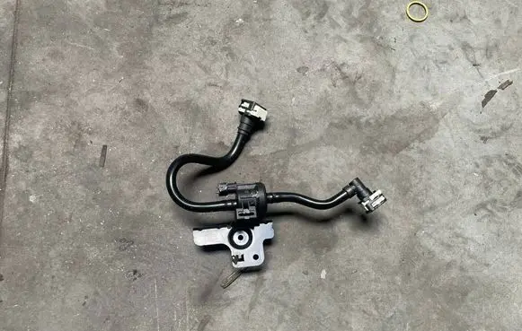 Volvo XC40 Vacuum valve 32363309