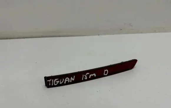 Volkswagen Tiguan Rear tail light reflector 5NA945106A