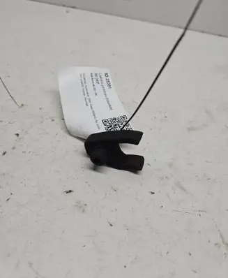KIA Sorento Fuel Injector clamp holder 