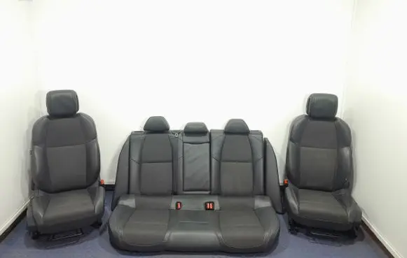 Seat set