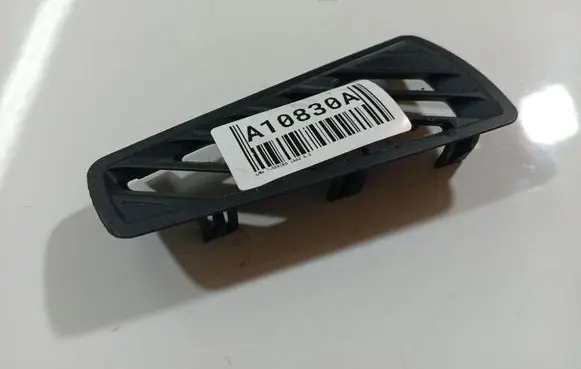 Dash center air vent grill