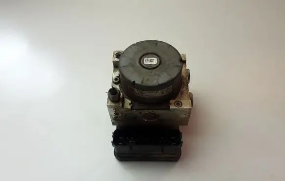 Ford Mondeo MK V ABS Pump EG9C2C405EJ
