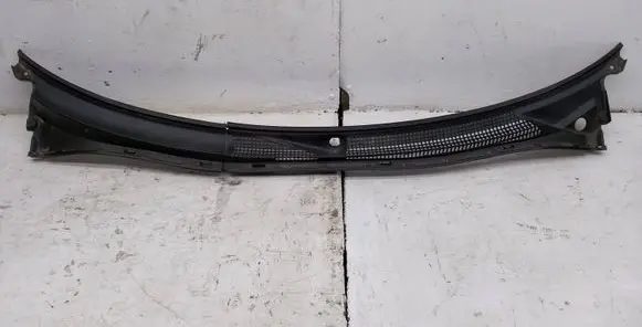 Subaru Forester SF Wiper trim 91160FC010 91160FC030