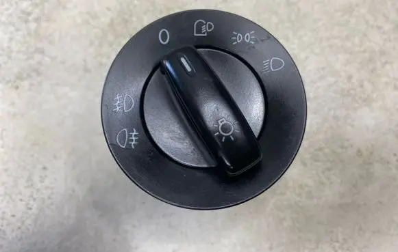 Volkswagen PASSAT B6 Light switch 1K0941431N