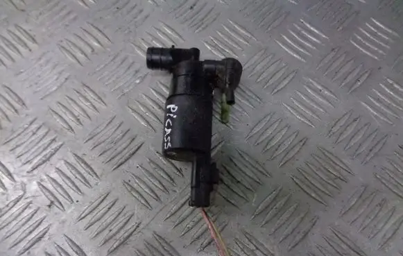 Citroen Xsara Picasso Windscreen/windshield washer pump 8200031805