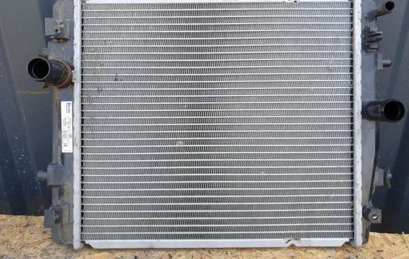 Peugeot 107 Coolant radiator 64687 0033983