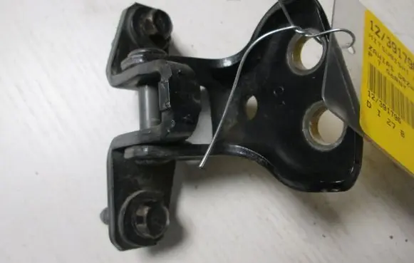 Mitsubishi Lancer Front door hinge set 