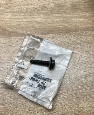 Peugeot 107 Nuts/bolts 8845KZ