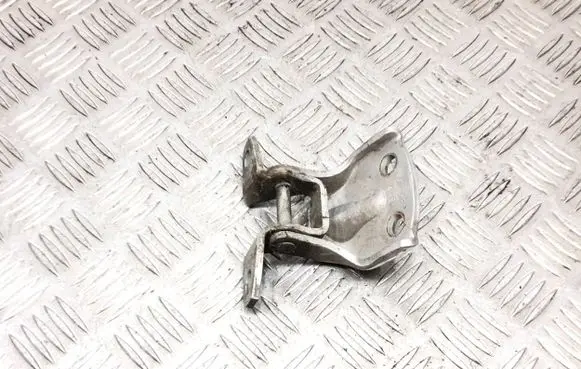 Hyundai Santa Fe Rear door lower hinge X0J4