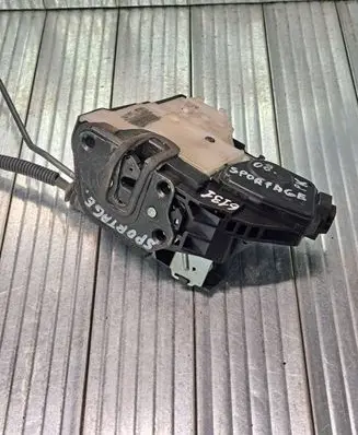 KIA Sportage Front door lock 1157400100