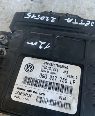 Volkswagen Jetta VI Gearbox control unit/module 09g927750lf