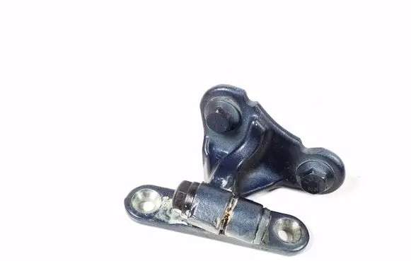 Mercedes-Benz ML W164 Front door upper hinge A2517201337
