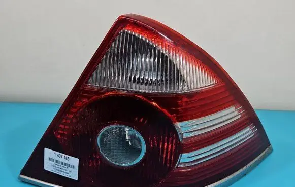 Ford Mondeo Mk III Rear/tail lights IMPRK1437183
