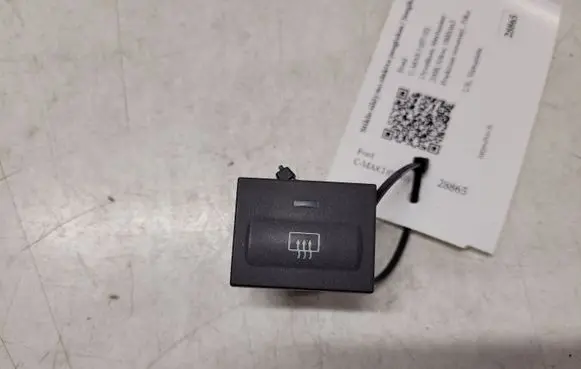 Ford C-MAX I Windscreen/window heater switch 7M5T18C621AA