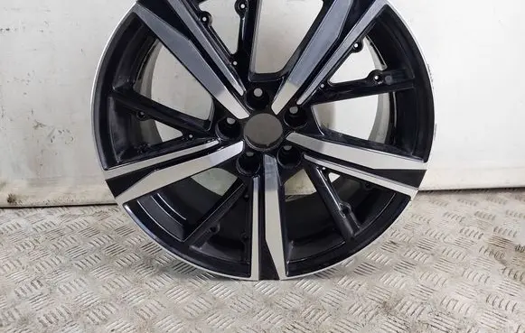 Peugeot 308 R18 alloy rim 9835058180