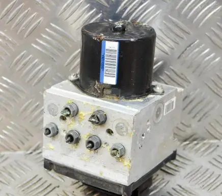 Volkswagen PASSAT B6 ABS Pump 3C0614109AF 16705712N