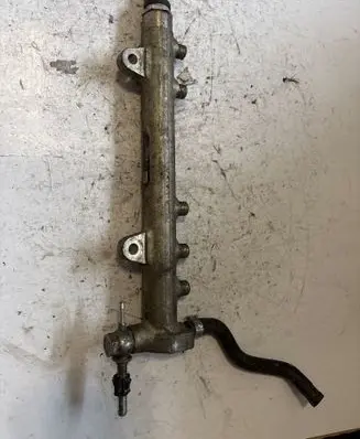 Renault Laguna II Fuel main line pipe 0445214044 6817523