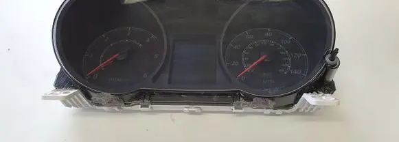 Mitsubishi Outlander Speedometer (instrument cluster)