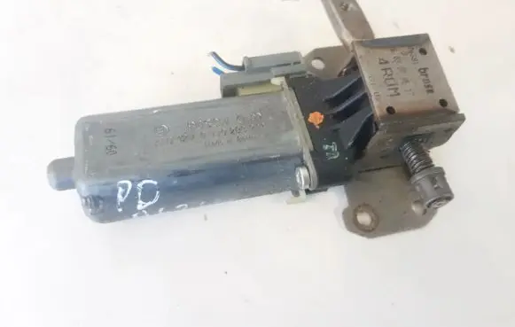 Volvo XC90 Seat adjustment motor 0390203221 905418-102