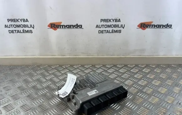 BMW 5 G30 G31 Engine control unit/module ECU 8599197 0281034289