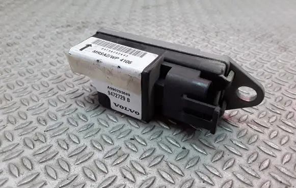 Volvo S70 V70 V70 XC Airbag deployment crash/impact sensor 9472729B