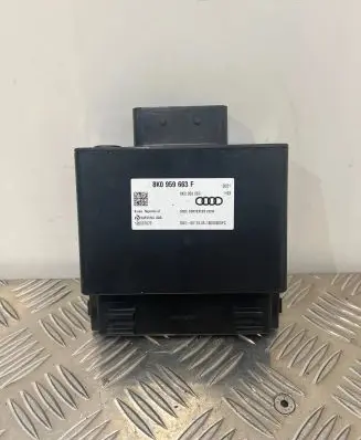 Audi A4 S4 B8 8K Power management control unit 8K0959663F 120007070 8K0959663