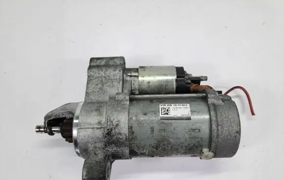 Audi A4 S4 B8 8K Starter motor 03L911024A