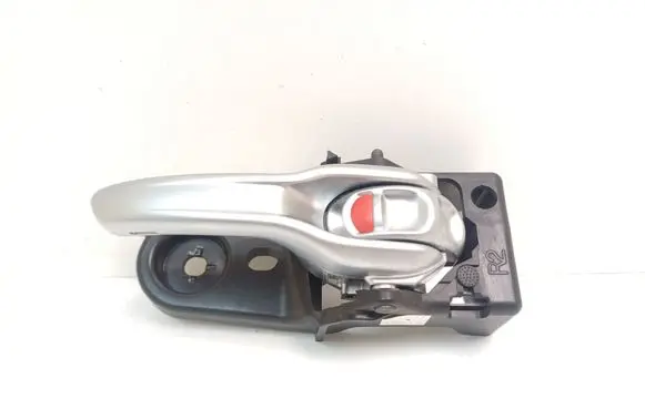 Jeep Cherokee Rear door interior handle C37090