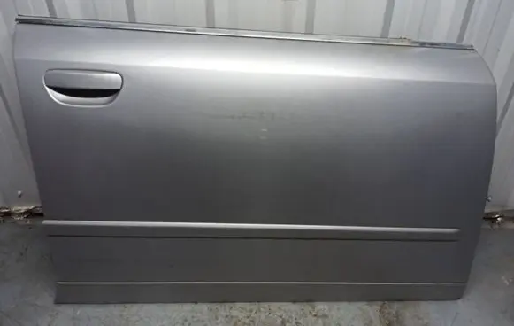 Audi A4 S4 B6 8E 8H Front door
