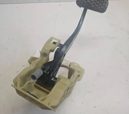BMW 5 E60 E61 Brake pedal 6769224