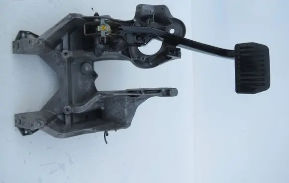 Volvo S90, V90 Brake pedal 31489735 14706M01