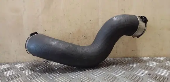 Mercedes-Benz E W212 Intercooler hose/pipe A2045286582