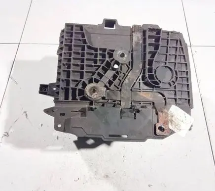 Battery box tray