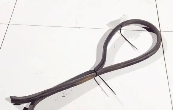 Honda Accord Rubber seal front coupe door 