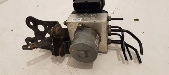 Volkswagen PASSAT B7 ABS Pump 3AA614109AQ