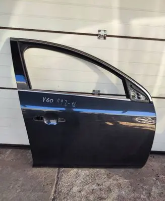 Volvo V60 Front door 31352778