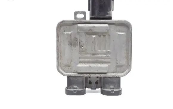 Volvo V70 Coolant fan relay 940009400