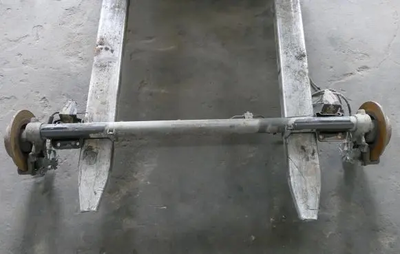 Renault Master II Rear axle beam with reductor 