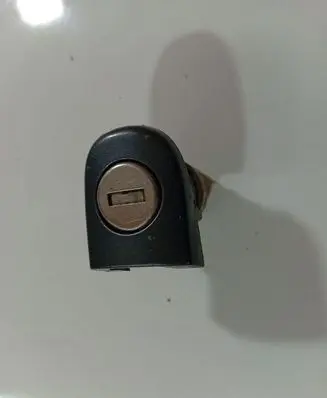 Audi A2 Front door lock (next to the handle) 