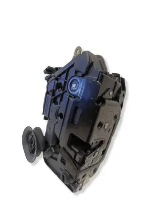 Volkswagen Golf VI Rear door lock 5K4839015H