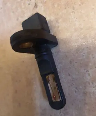 Volkswagen Golf IV Intake air temperature sensor 058905379